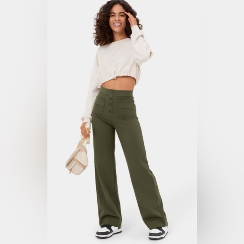 Halara High Waisted Button Multiple Pockets Straight Leg Casual Pants NEW/NWT💚